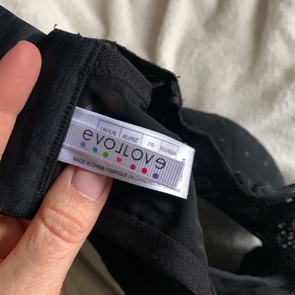 Beautiful Bra - Picture 5 of 7